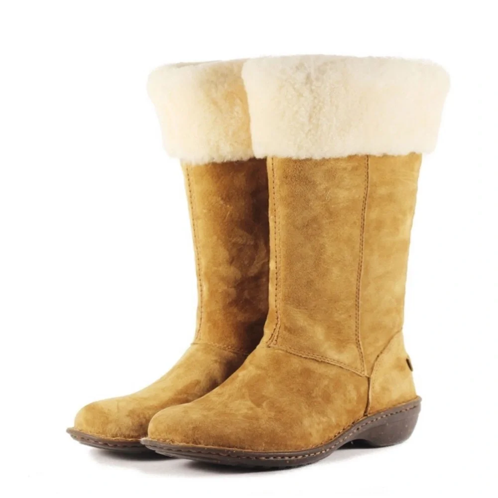 UGG Australia Karyn Chestnut Cuff Sheepskin Boot US 7